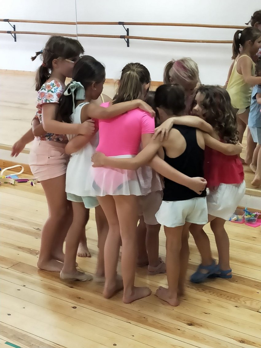 Niñas del campamento de danza